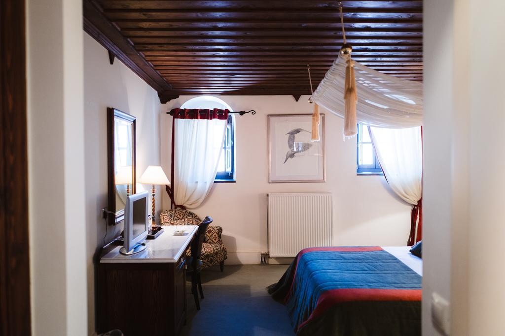 Trikolonion Country Stemnitsa Hotel Buitenkant foto