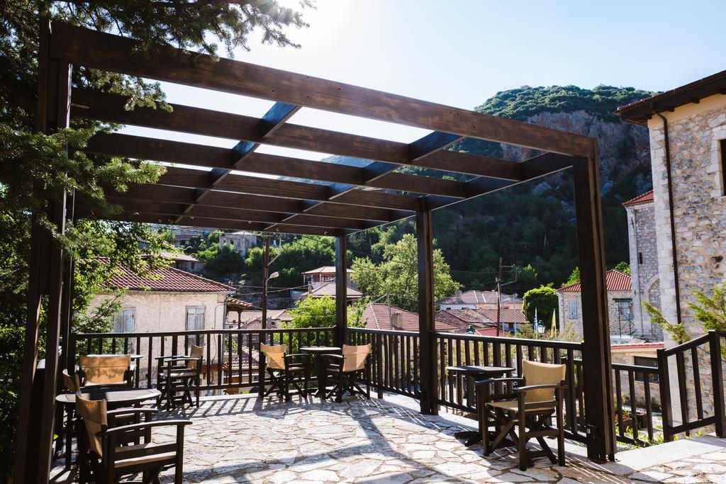 Trikolonion Country Stemnitsa Hotel Buitenkant foto